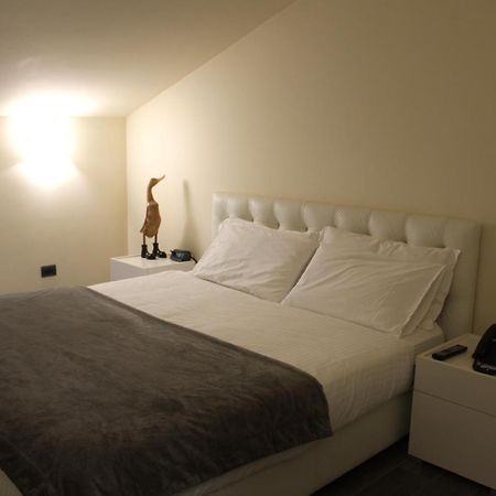Aparthotel Residenza Agnello D'Oro Bussolengo Exterior foto